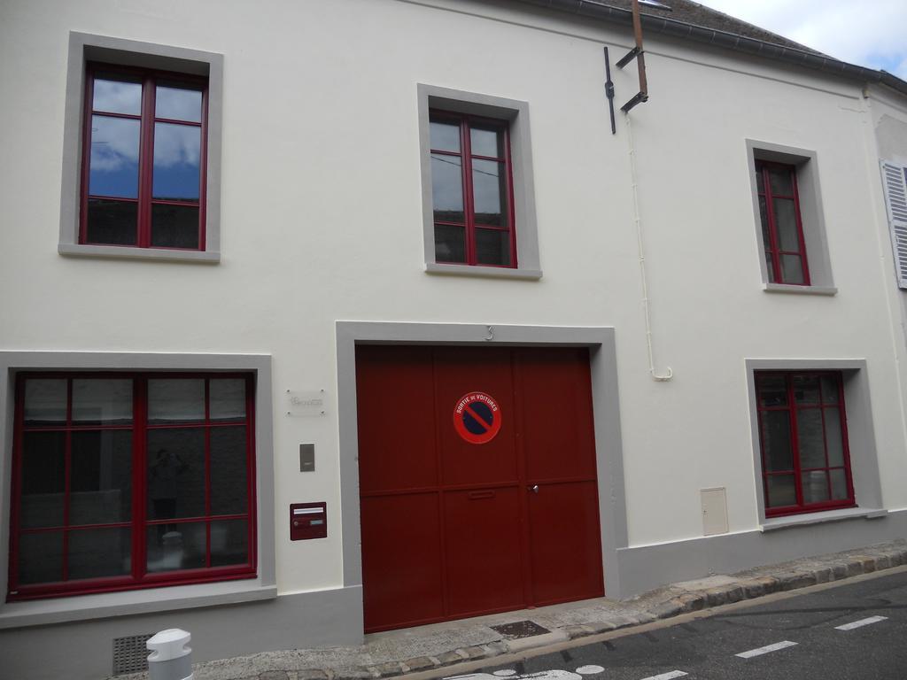 Le Nid D'Hirondelles Panzió Perthes-en-Gatinais Kültér fotó